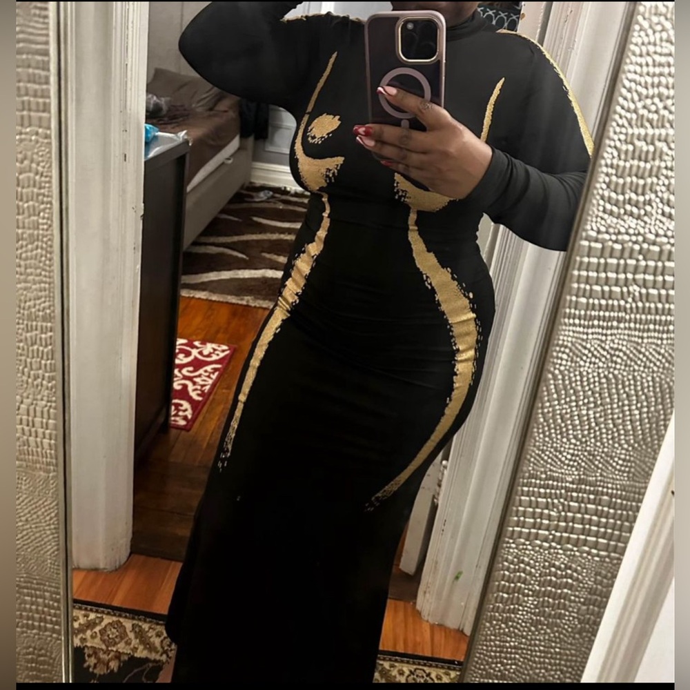 Women evening long sleeve dress